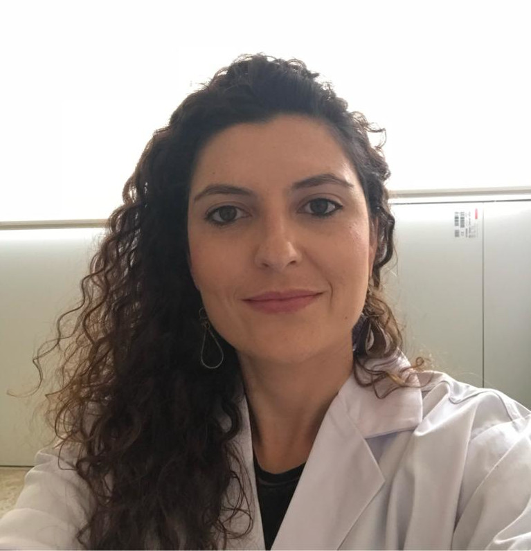 Doctora Marta Sánchez sánchez - Cirujana maxilofacial
